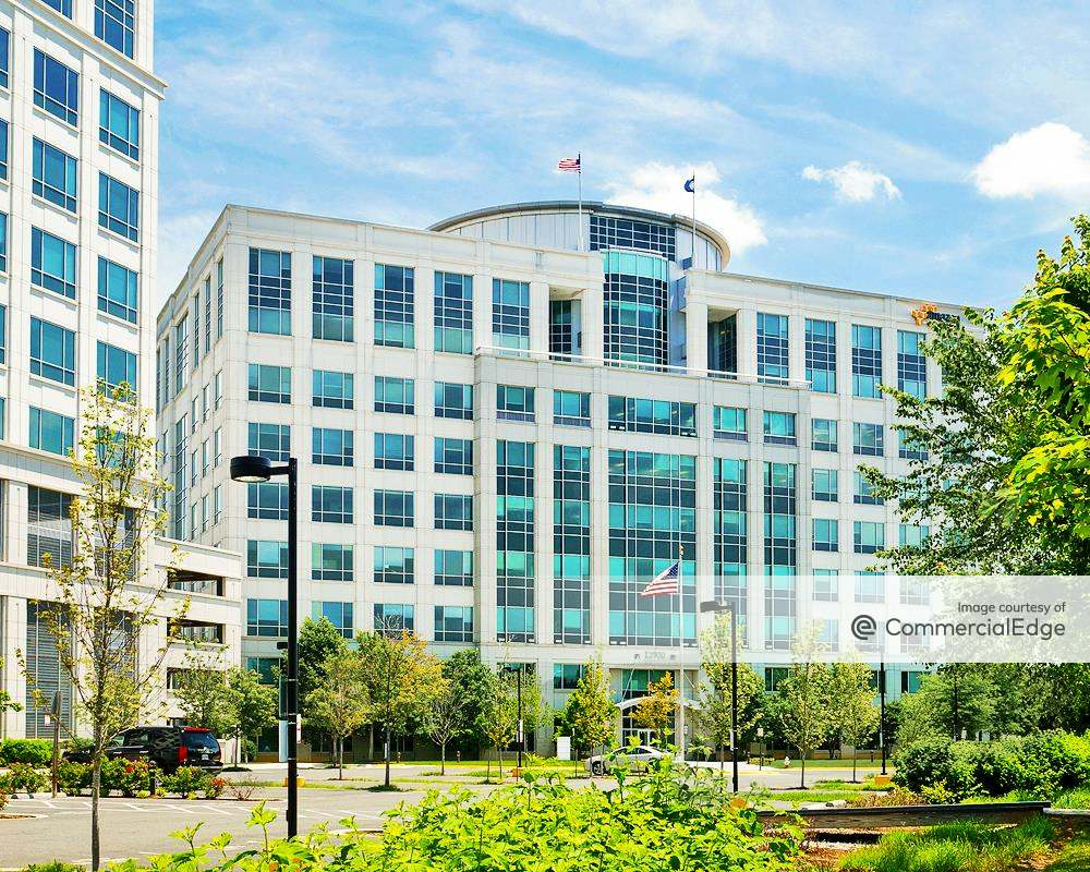 Monument IV at Worldgate 12900 Worldgate Drive, Herndon, VA Office Space